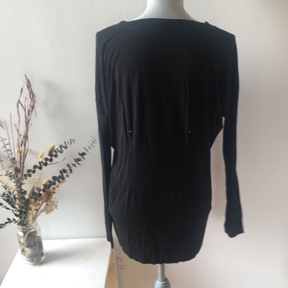 Kit and Ace Crewneck Long Sleeve Tee - Picture 6 of 8